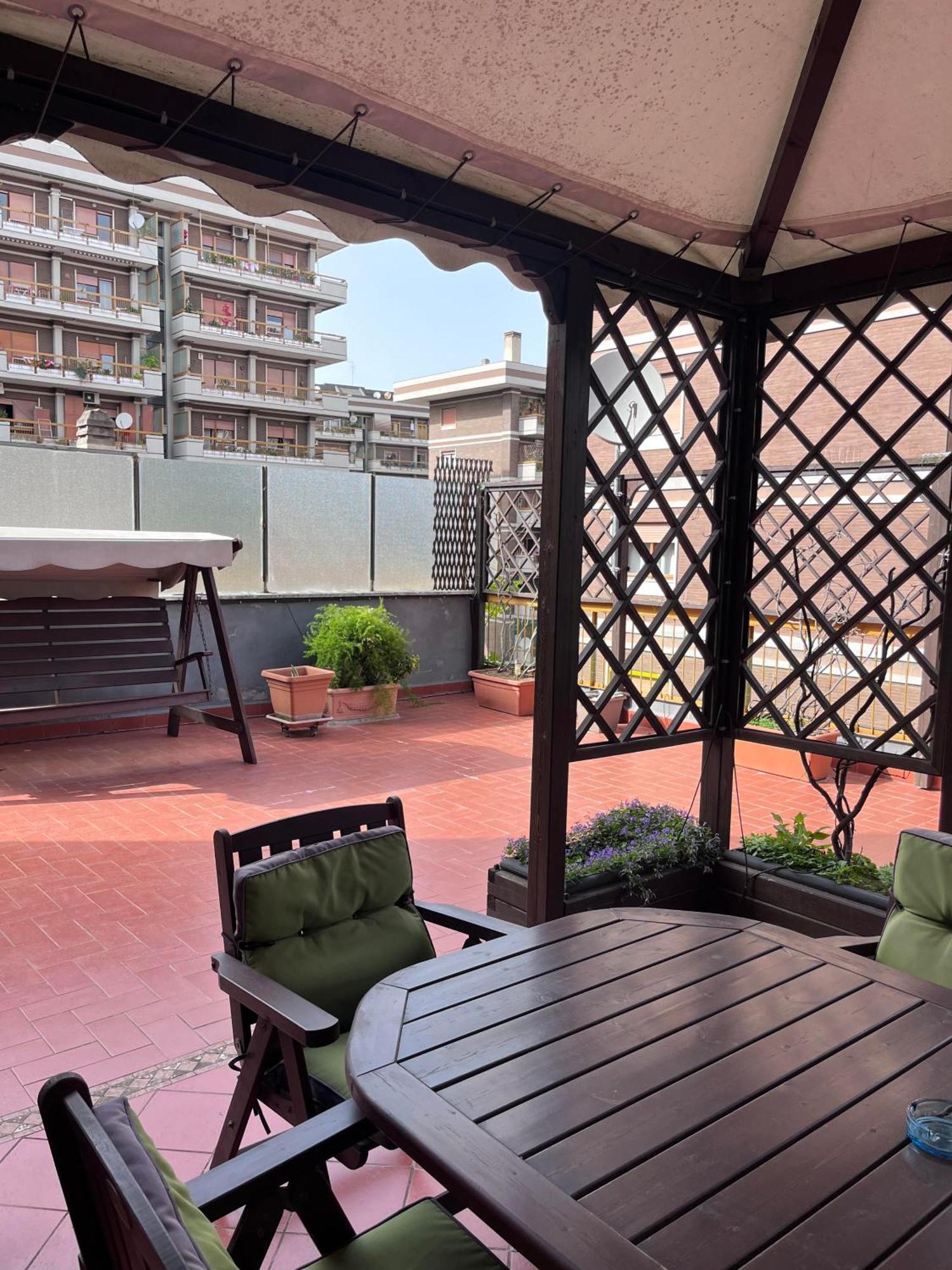 Terrace Nuovo Salario Apartment