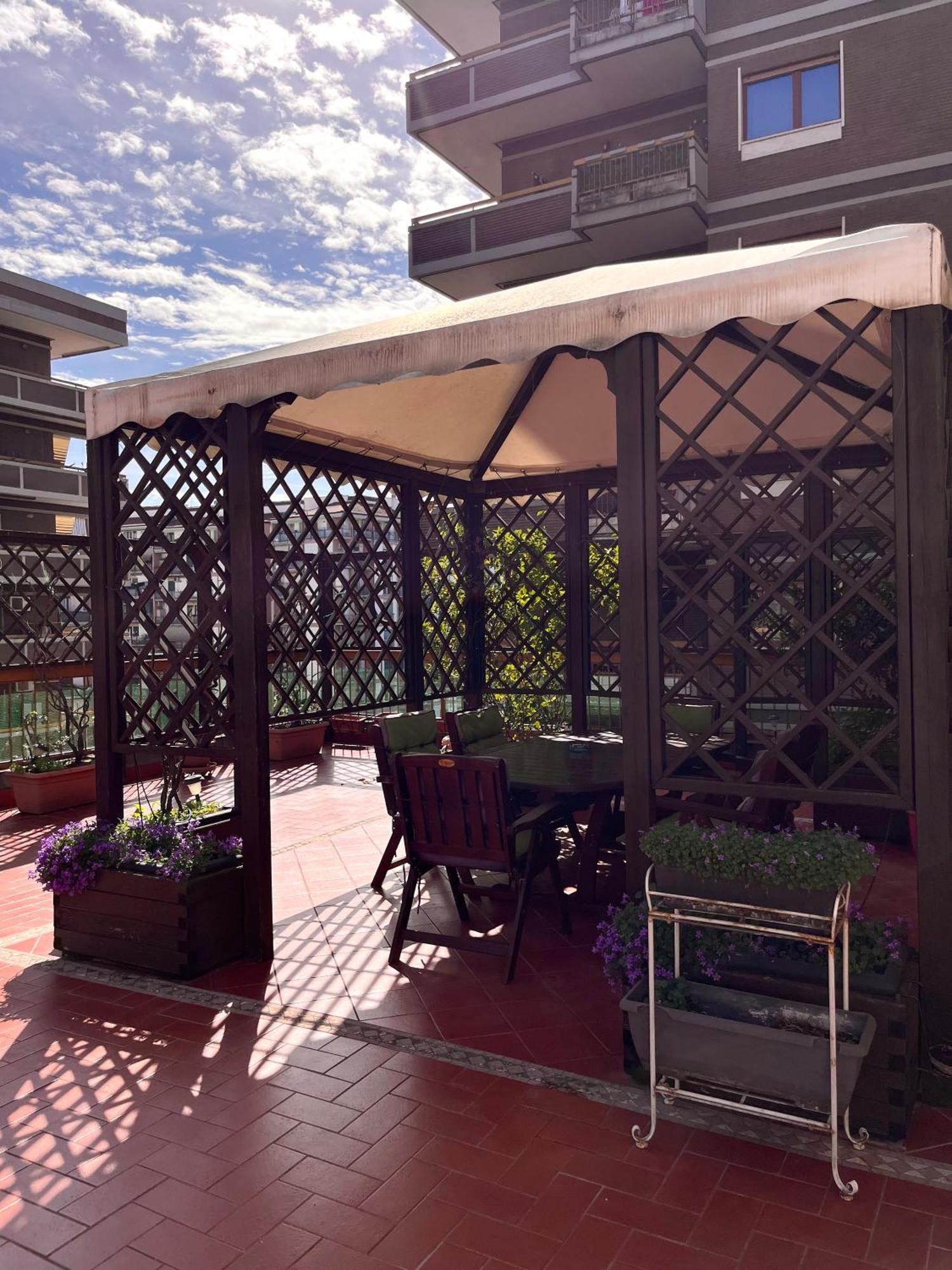 Apartment Terrace Nuovo Salario Rom